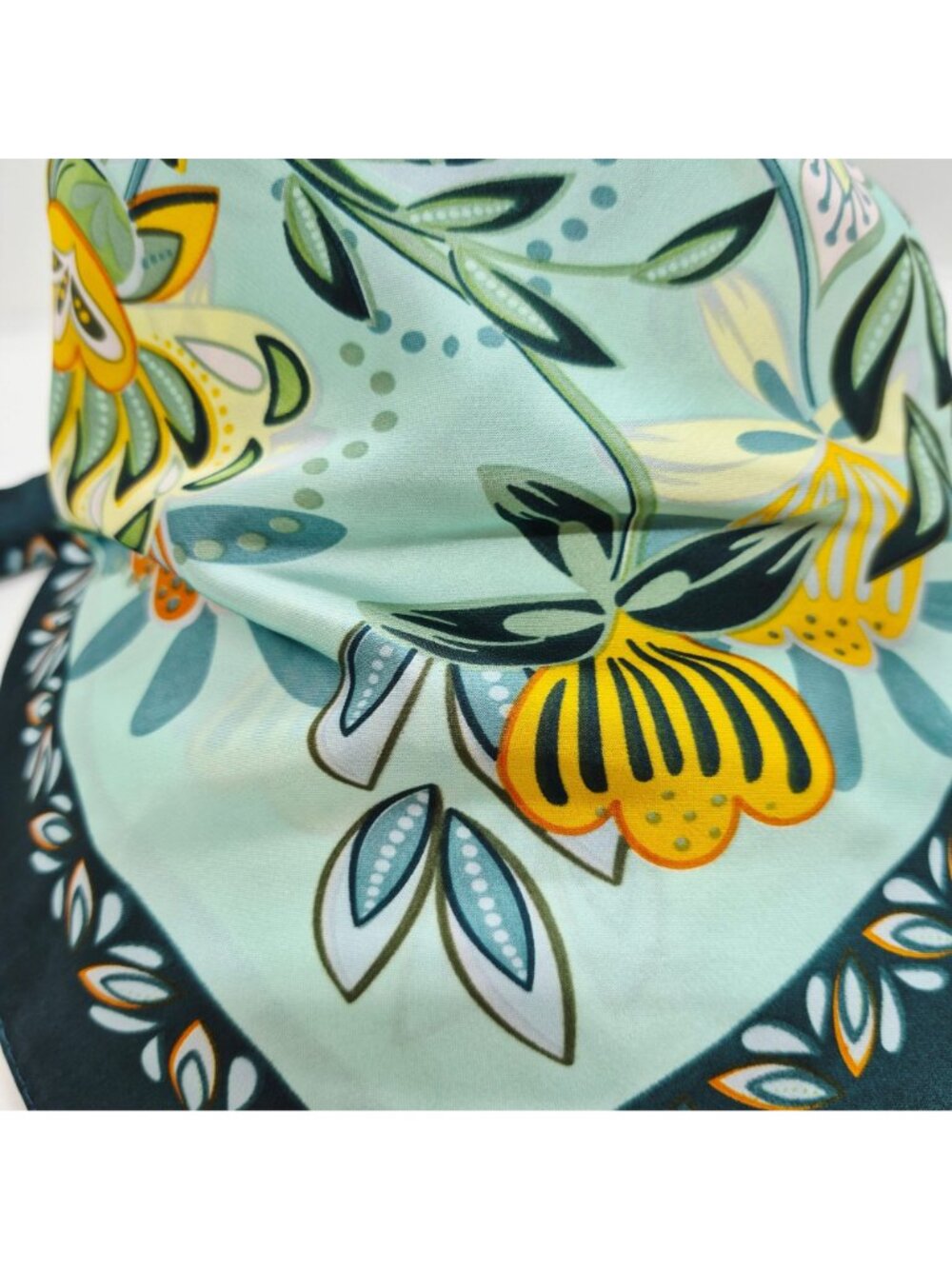 Silky Floral Wreath Square Scarf Green Vintage Inspired Botanical Print headband - Picture 2 of 5
